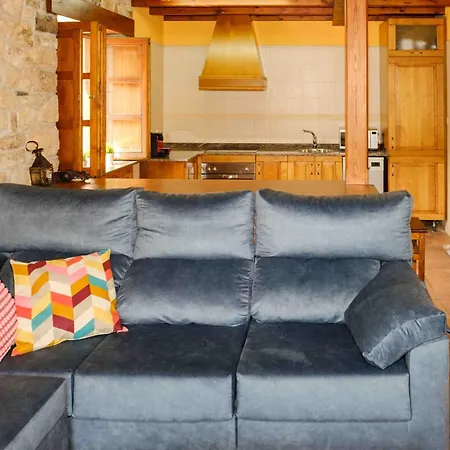 La Bolera - Casa Pandal يانس